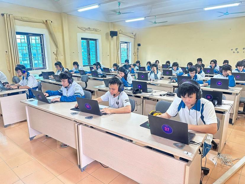 PISA IELTS HẢI DƯƠNG TỔ CHỨC THI THỬ IELTS CHO 350 HỌC SINH TRƯỜNG THPT CHUYÊN NGUYỄN TRÃI