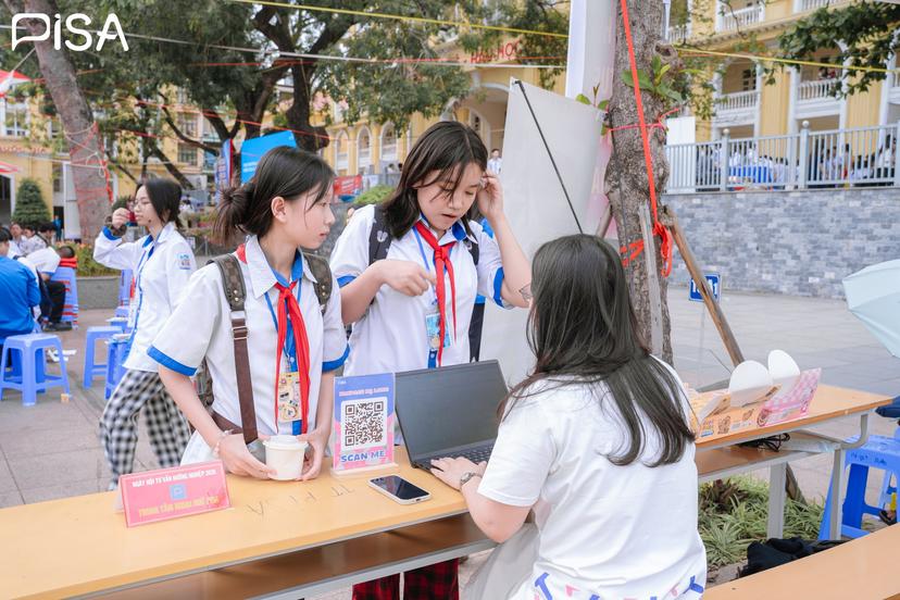 NGÀNH HỌC DỄ XIN VIỆC: LỰA CHỌN AN TOÀN HAY PHÙ HỢP?